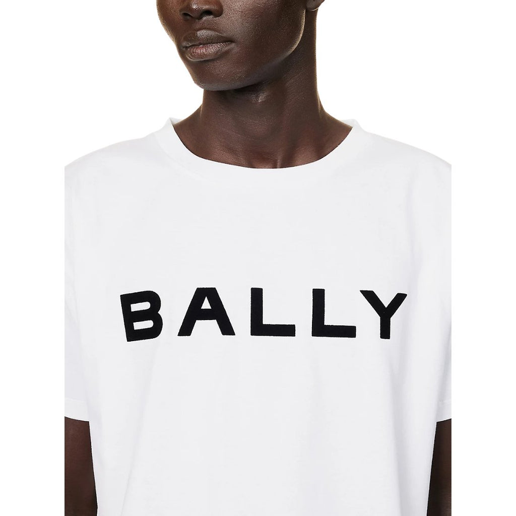 【SEVENTEEN ドギョム】BALLY ロゴＴシャツ - Palang ‐ KpopFashionStore