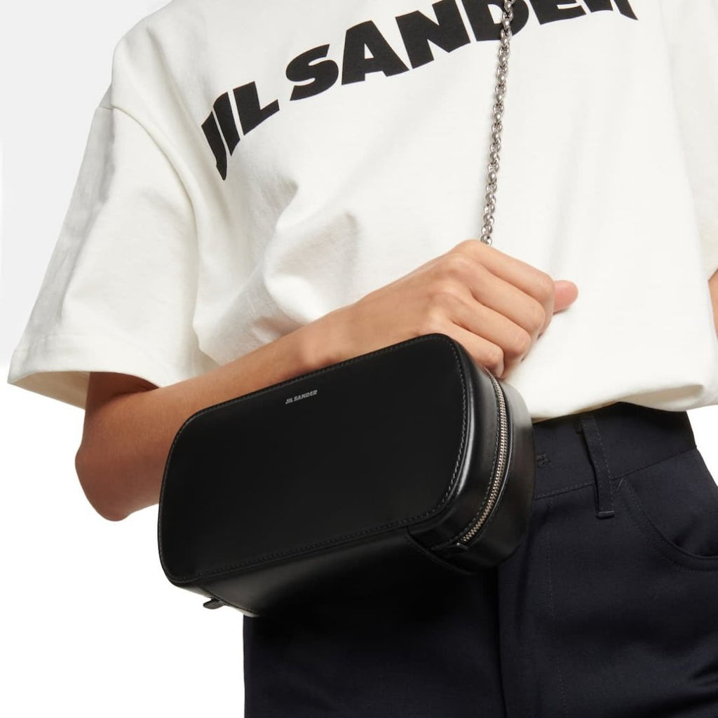【SEVENTEEN ジョシュア】Jil Sander ホワイト ロゴTシャツ - Palang ‐ KpopFashionStore