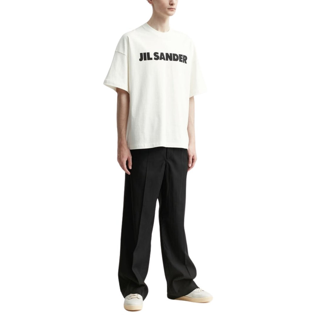 【SEVENTEEN ジョシュア】Jil Sander ホワイト ロゴTシャツ - Palang ‐ KpopFashionStore