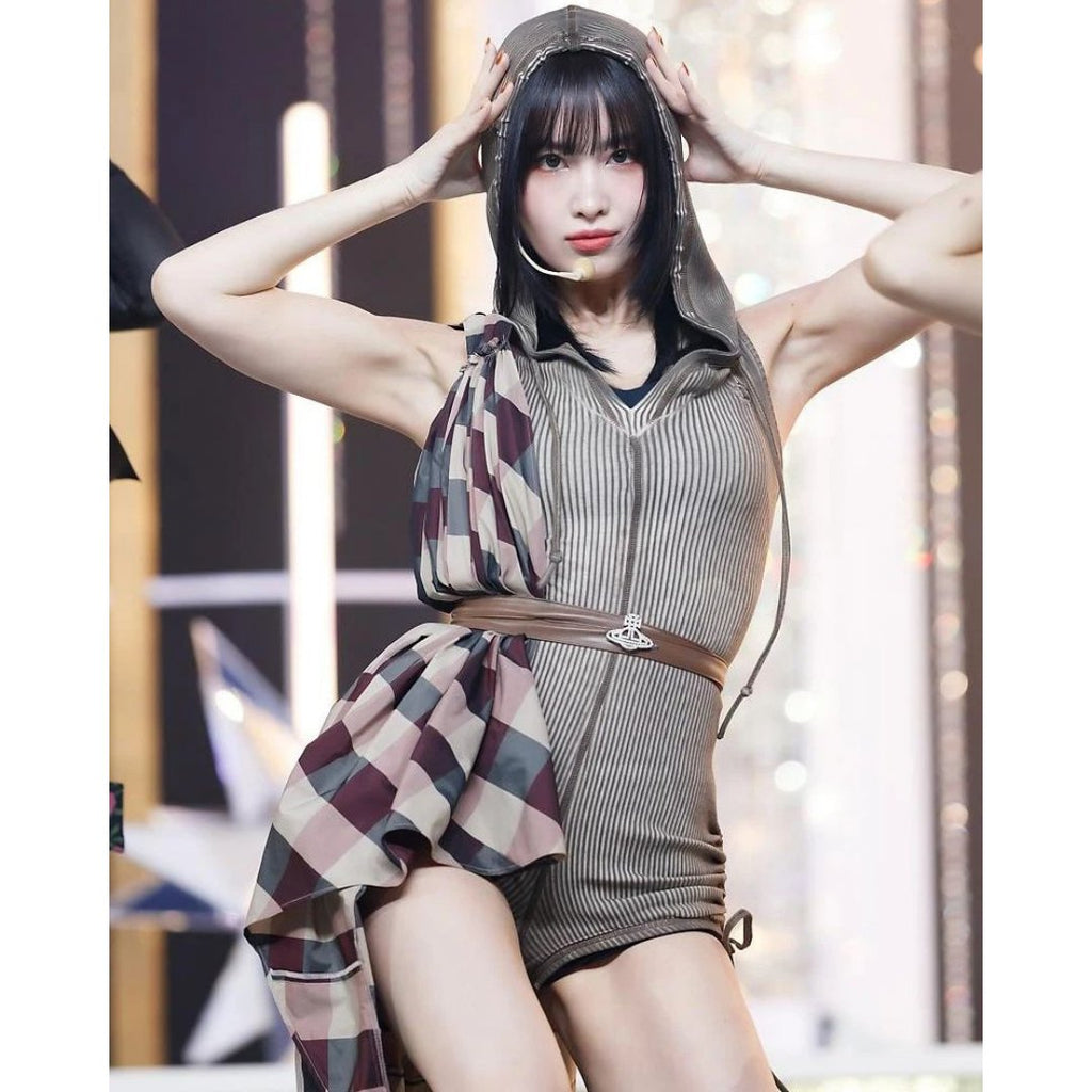 【TWICE モモ】DARKER WAVS Tempo Wrapped Harness Romper - Palang ‐ KpopFashionStore